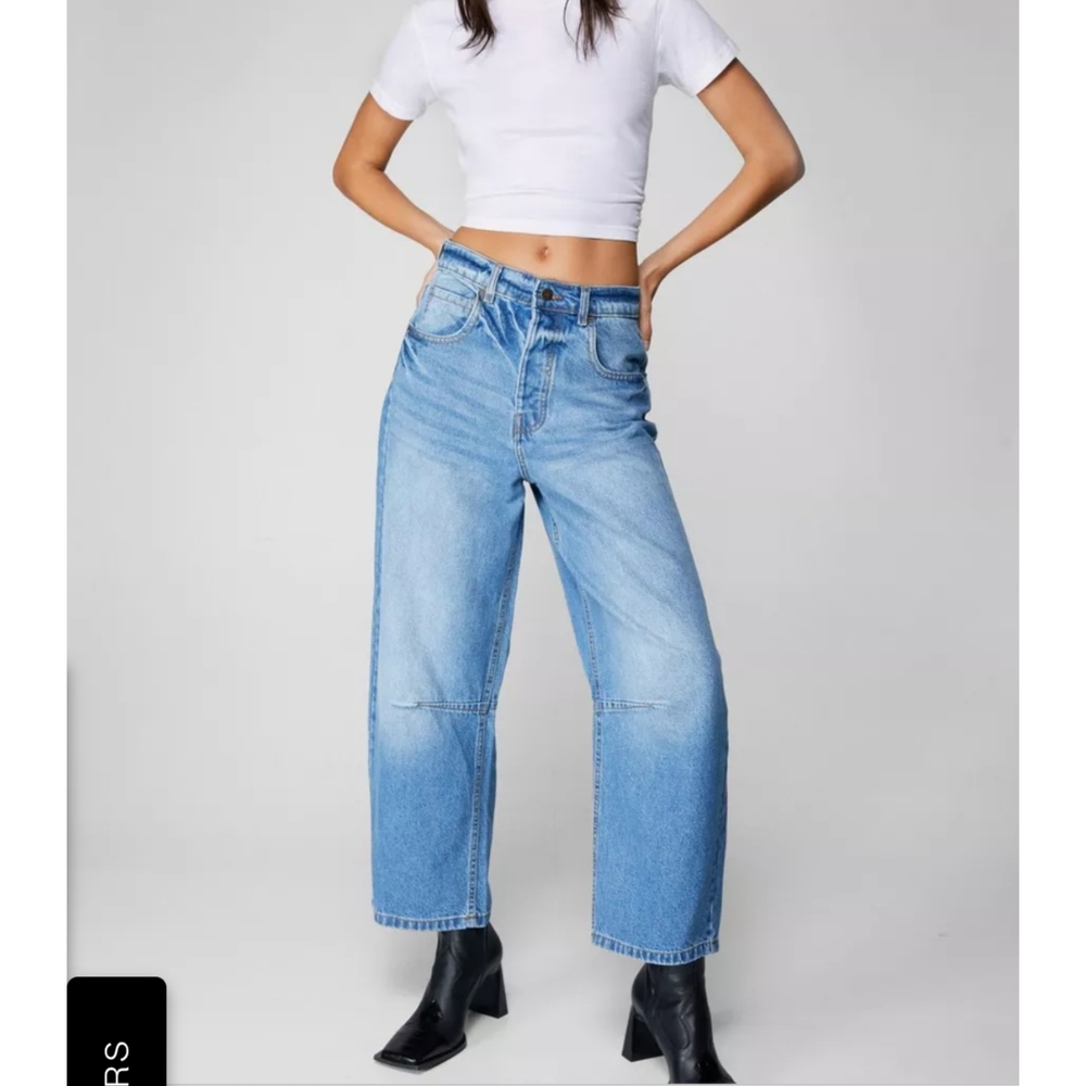 Nasty Gal The Barrell Leg Jean TRENDING Women's 2 (US)  Light Wash Current Style - Picture 2 of 10